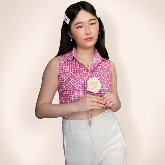 vtg plaid pink & white sleeveless crop top - Picture 3 of 4